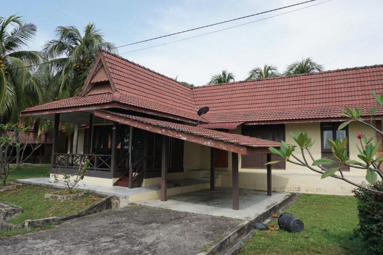 Tanjung Bidara 3*