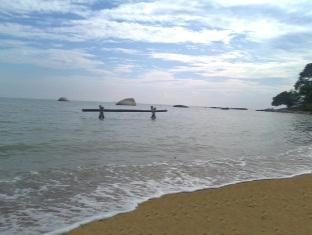 Tanjung Bidara Tempat peranginan