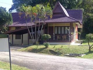 Tempat peranginan Tanjung Bidara 3*